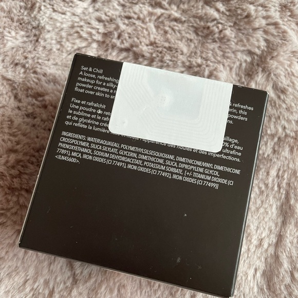 2 for $50 - BECCA - Hydra Mist - Set and Refresh Powder BNIB - Picture 2 of 3